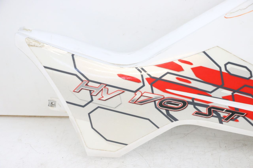 photo de OSŁONA POD SIODŁEM PRAWA HYTRACK ST 170 (2020 - 2024) - Widok z bliska