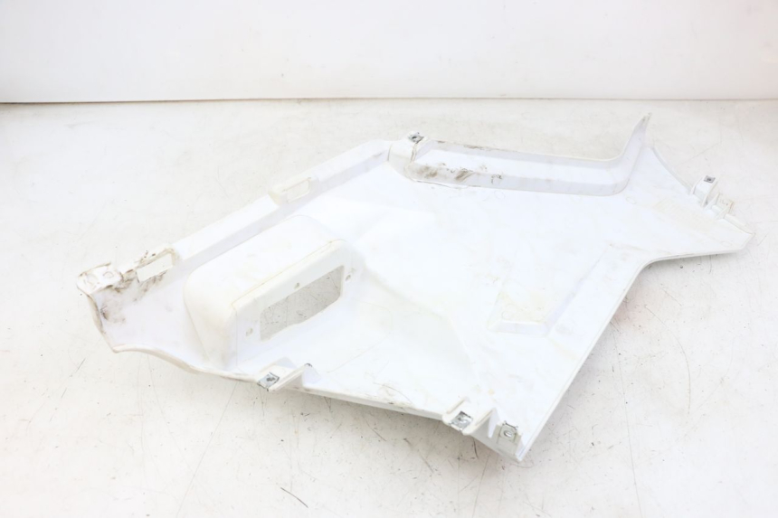 photo de OSŁONA POD SIODŁEM PRAWA HYTRACK ST 170 (2020 - 2024) - Zbliżenie techniczne