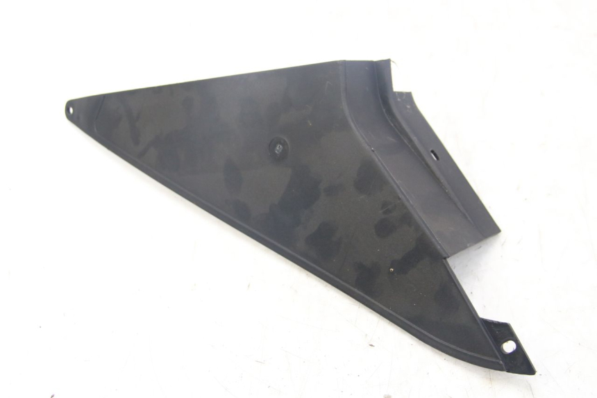 photo de OSŁONA POD SIODŁEM PRAWA JAWA STELLA BABETTA 134 50 - Szczegół części