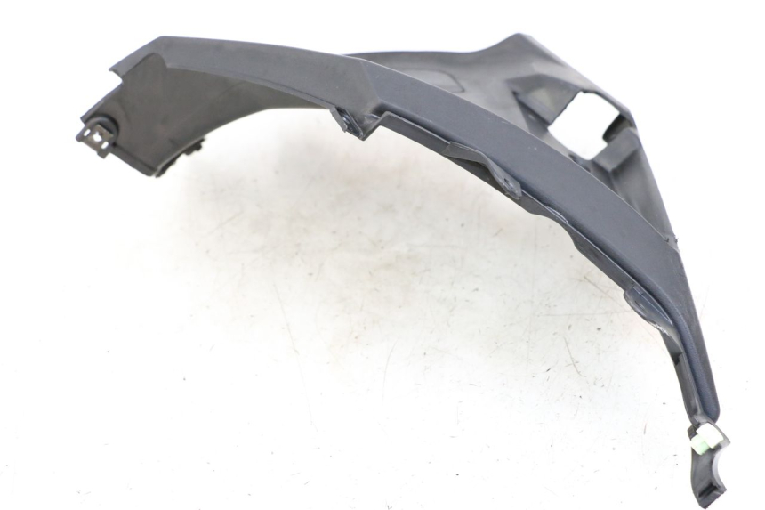 photo de OSŁONA POD SIODŁEM PRAWA PEUGEOT STREETZONE 2T 50 (2014 - 2019) - Zoom stanu zużycia