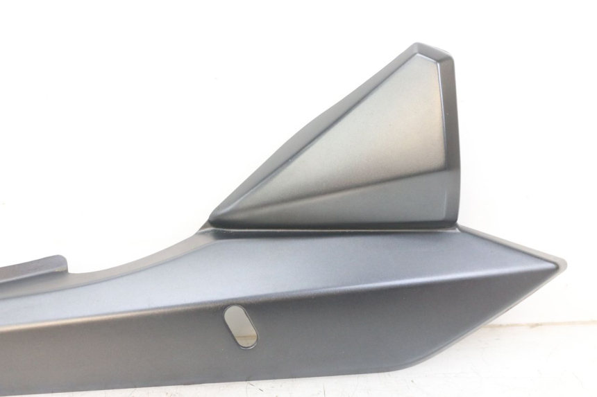 photo de OSŁONA POD SIODŁEM PRAWA SUZUKI GSX F GSXF 650 (2007 - 2015) - Punkty mocowania