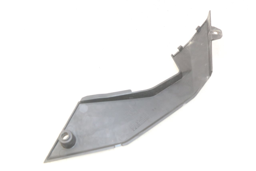 photo de OSŁONA POD SIODŁEM PRAWA APRILIA SX 50 (2011 - 2017) - Inny kąt widzenia