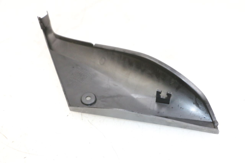 photo de OSŁONA POD SIODŁEM PRAWA YAMAHA TZR 50 (2008 - 2016) - Zoom stanu zużycia
