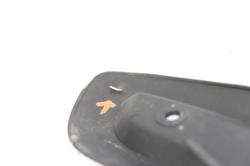 photo de OSŁONA POD SIODŁEM PRAWA YAMAHA X-MAX XMAX ABS 250 (2010 - 2012) - Zoom stanu zużycia