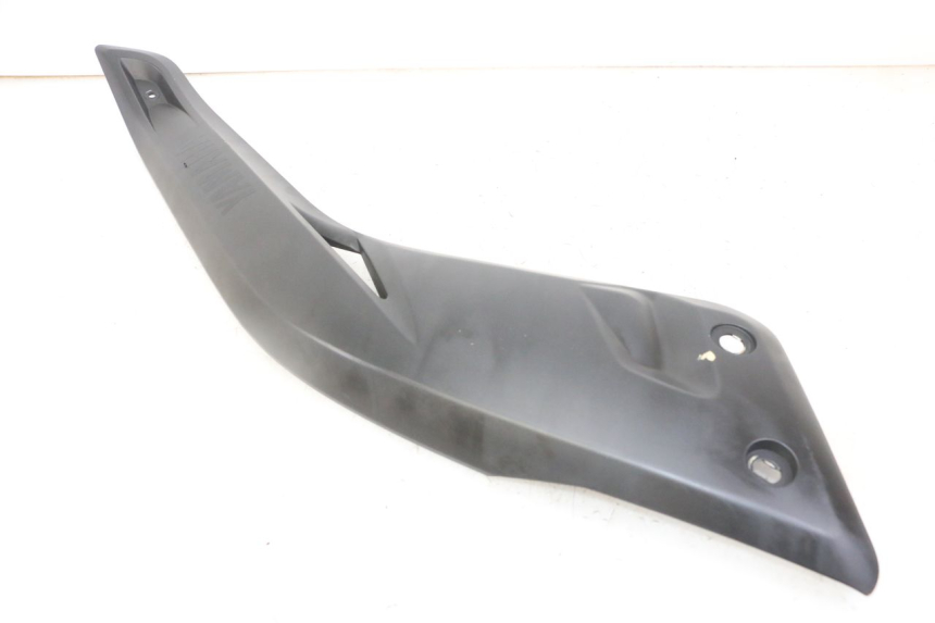 photo de OSŁONA POD SIODŁEM PRAWA YAMAHA X-MAX XMAX 125 (2010 - 2013) - Zoom stanu zużycia