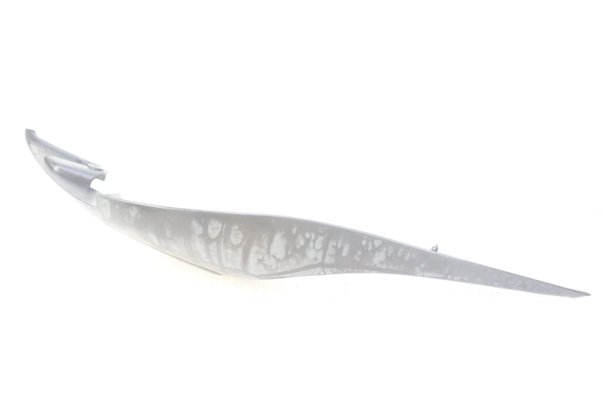 photo de OSŁONA POD SIODŁEM PRAWA YAMAHA XP T-MAX TMAX ABS 500 (2004 - 2007) - Stan powierzchni