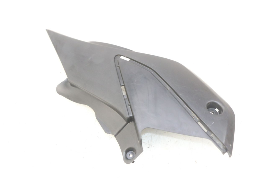 photo de OSŁONA POD SIODŁEM PRAWA HONDA XR L 125 (2003 - 2007) - Zoom stanu zużycia