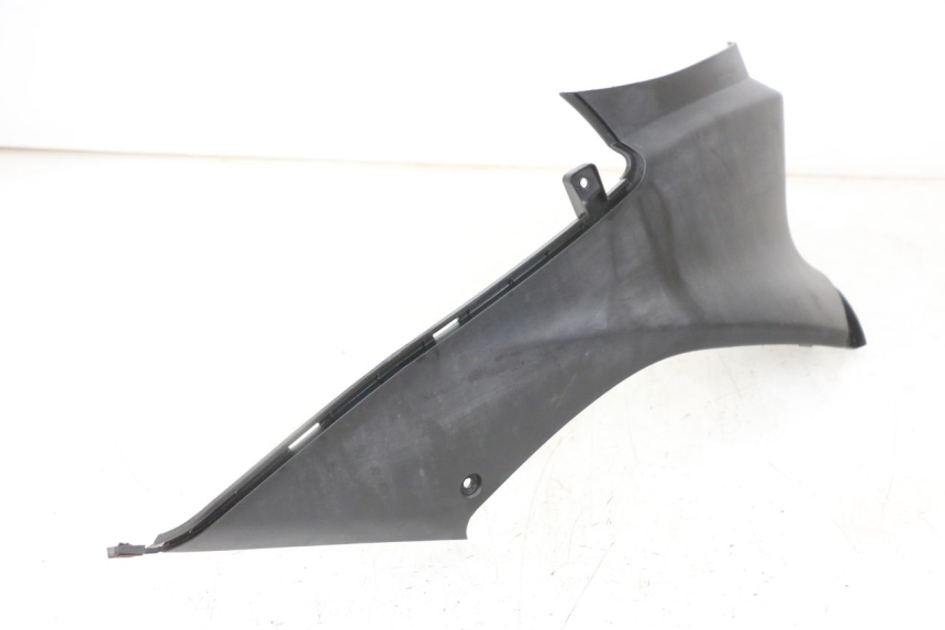 photo de OSŁONA POD SIODŁEM PRAWA YAMAHA NEO'S NEOS 2T EASY 50 (2013 - 2016) - Zbliżenie techniczne