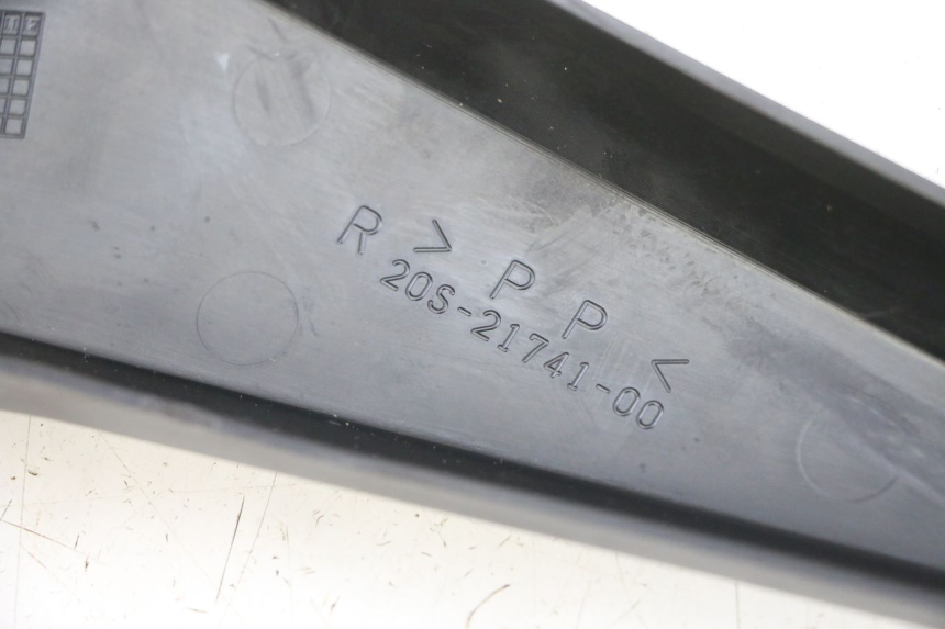 photo de OSŁONA POD SIEDZENIEM PRAWA YAMAHA XJ6 600 (2008 - 2016) - Szczegół części