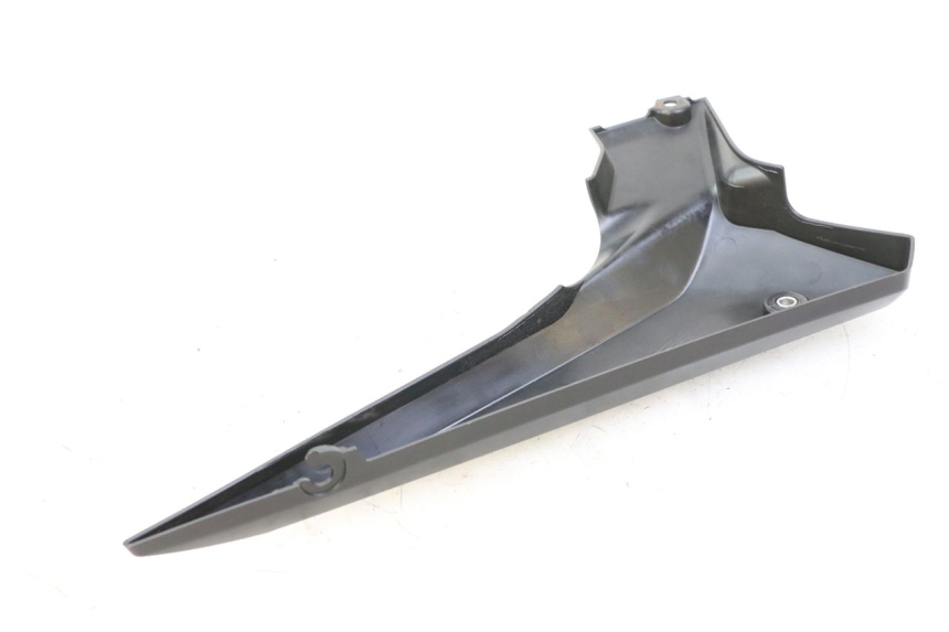 photo de OSŁONA POD SIEDZENIEM PRAWA YAMAHA XJ6 600 (2008 - 2016) - Zoom stanu zużycia