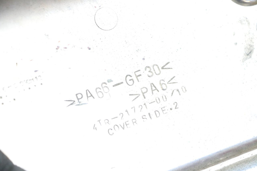 photo de OSŁONA POD SIODŁEM PRAWA YAMAHA XVS DRAG STAR DRAGSTAR 650 (1997 - 2007) - Szczegół części