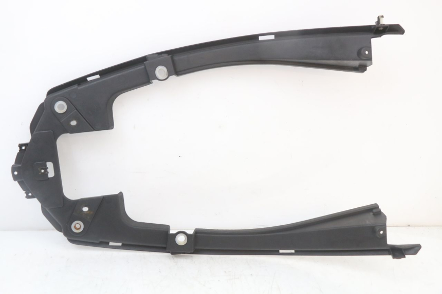 photo de OSŁONA POD SIEDZENIEM LONGJIA EASY MAX 125 (2020 - 2024) - Inny kąt widzenia