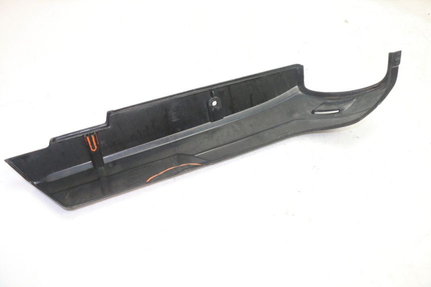 photo de OSŁONA POD SIEDZENIEM LEWA PEUGEOT 103 SPX CLIP 50 (1989 - 1992) - Widok ogólny