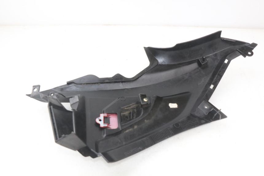 photo de OSŁONA POD LEWYM SIEDZENIEM YAMAHA AEROX NAKED 2T 50 (2013 - 2017) - Zbliżenie techniczne