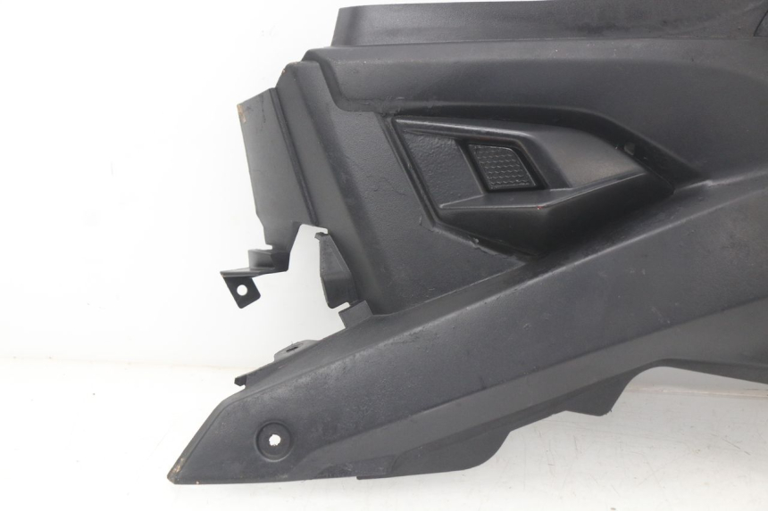 photo de OSŁONA POD LEWYM SIEDZENIEM YAMAHA AEROX NAKED 2T 50 (2013 - 2017) - Stan powierzchni