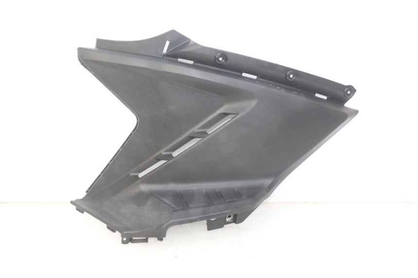 photo de OSŁONA POD LEWYM SIEDZENIEM KYMCO AGILITY 16+ 4T 50 (2018 - 2023) - Widok główny