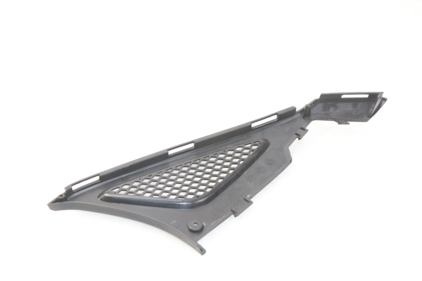 photo de OSŁONA POD LEWYM SIEDZENIEM KYMCO AGILITY RS 2T 50 (2009 - 2013) - Inny kąt widzenia