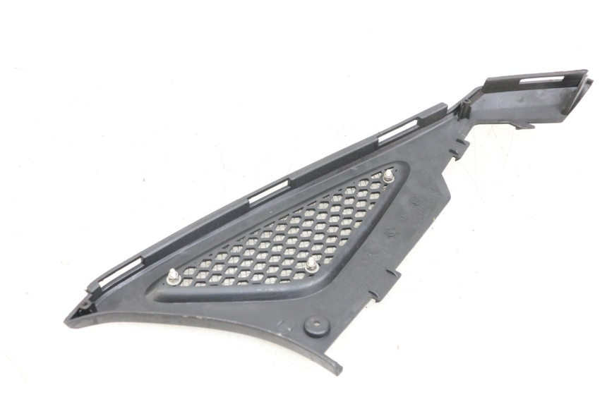 photo de OSŁONA POD LEWYM SIEDZENIEM KYMCO AGILITY RS 4T 50 (2009 - 2013) - Szczegół części