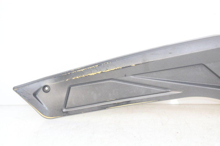 photo de OSŁONA POD LEWYM SIEDZENIEM NECO ALEXONE 125 (2017 - 2024) - Widok produktu