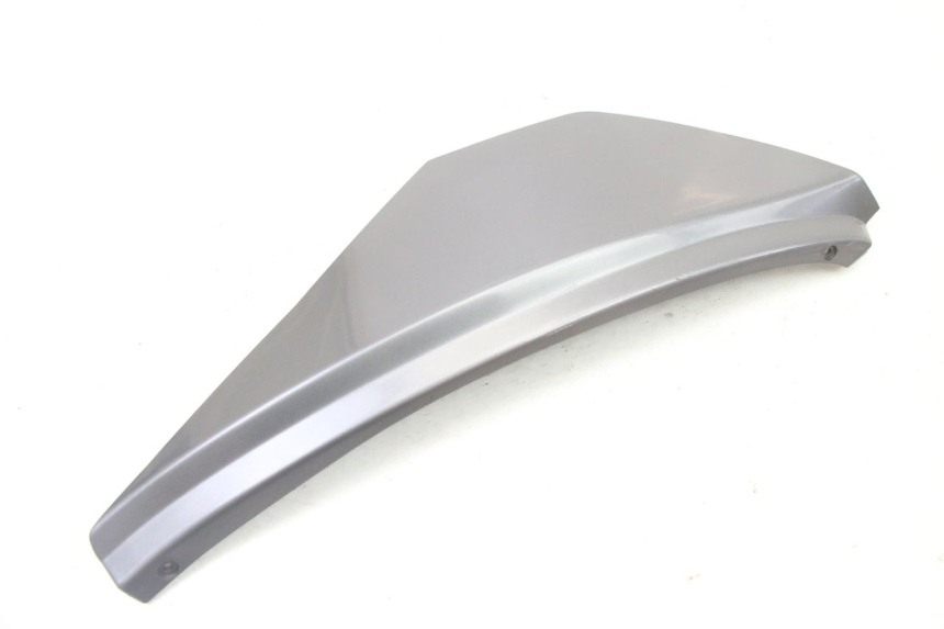 photo de OSŁONA POD LEWYM SIEDZENIEM APRILIA ATLANTIC 125 (2003 - 2009) - Szczegół części