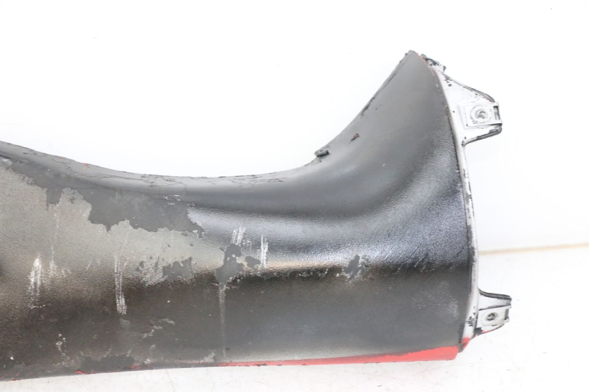 photo de OSŁONA POD LEWYM SIEDZENIEM APRILIA RS 50 (1999 - 2005) - Punkty mocowania