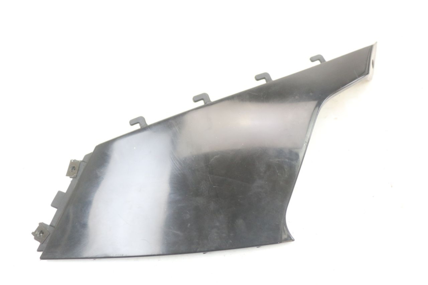 photo de OSŁONA POD LEWYM SIEDZENIEM BMW C1 125 (2000 - 2003) - Widok główny