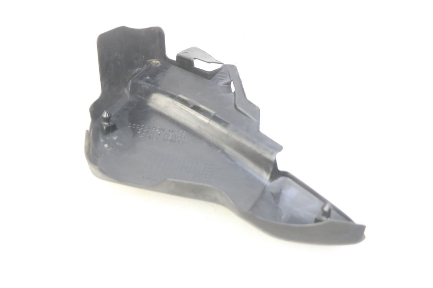 photo de OSŁONA POD LEWYM SIEDZENIEM HONDA CBF 500 (2004 - 2007) - Zoom stanu zużycia