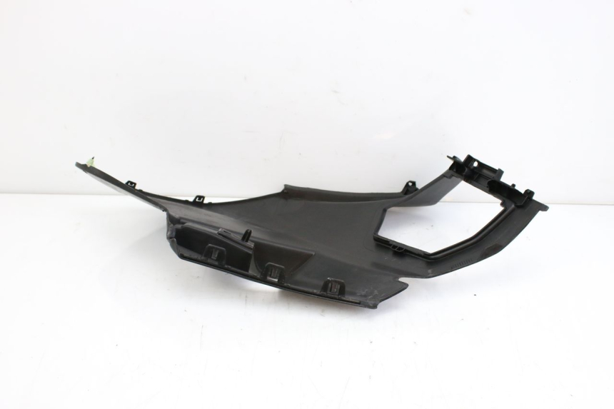 photo de OSŁONA POD LEWYM SIEDZENIEM PEUGEOT CITYSTAR 50 (2013 - 2017) - Widok ogólny