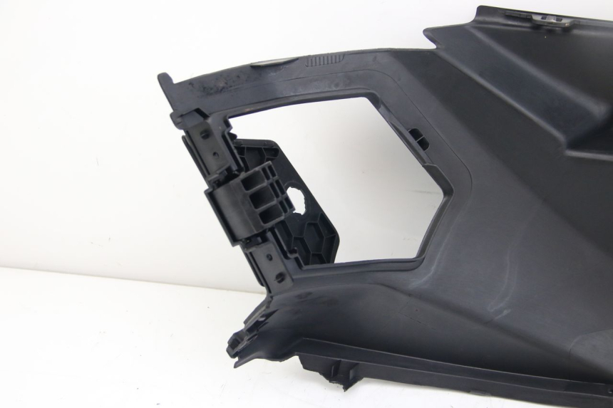 photo de OSŁONA POD LEWYM SIEDZENIEM PEUGEOT CITYSTAR 50 (2013 - 2017) - Widok ogólny