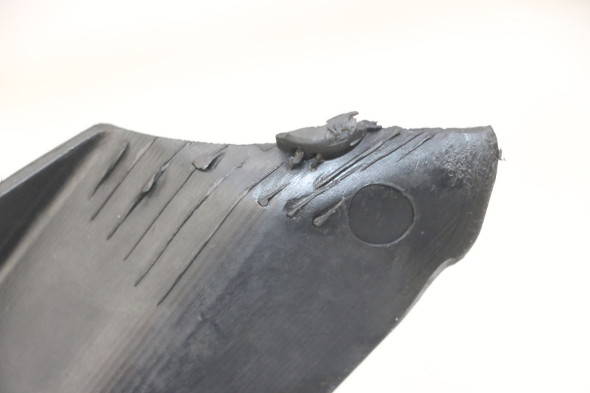 photo de OSŁONA POD LEWYM SIEDZENIEM DERBI SENDA SM DRD X-TREME 50 (2011 - 2017) - Widok ogólny