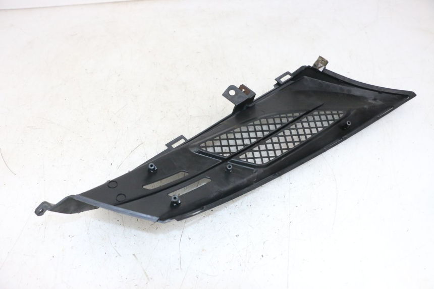 photo de OSŁONA POD LEWYM SIEDZENIEM KYMCO DINK 4T 50 (2007 - 2018) - Inny kąt widzenia