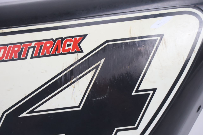 photo de OSŁONA POD SIEDZENIEM LEWA MASH DIRT TRACK 50 (2018 - 2020) - Zoom stanu zużycia