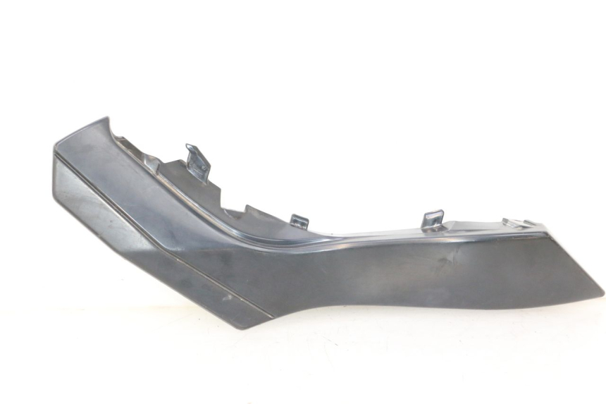 photo de OSŁONA POD LEWYM SIEDZENIEM KAWASAKI ER-6 ER6 F ABS 650 (2012 - 2016) - Zbliżenie techniczne