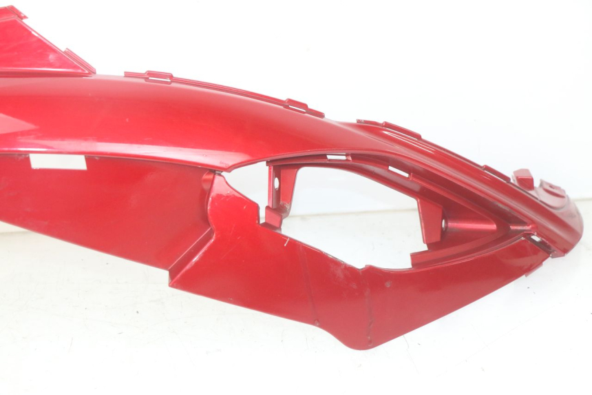 photo de OSŁONA POD LEWYM SIEDZENIEM SYM FIDDLE 3 III 125 (2014 - 2020) - Szczegóły charakterystyczne