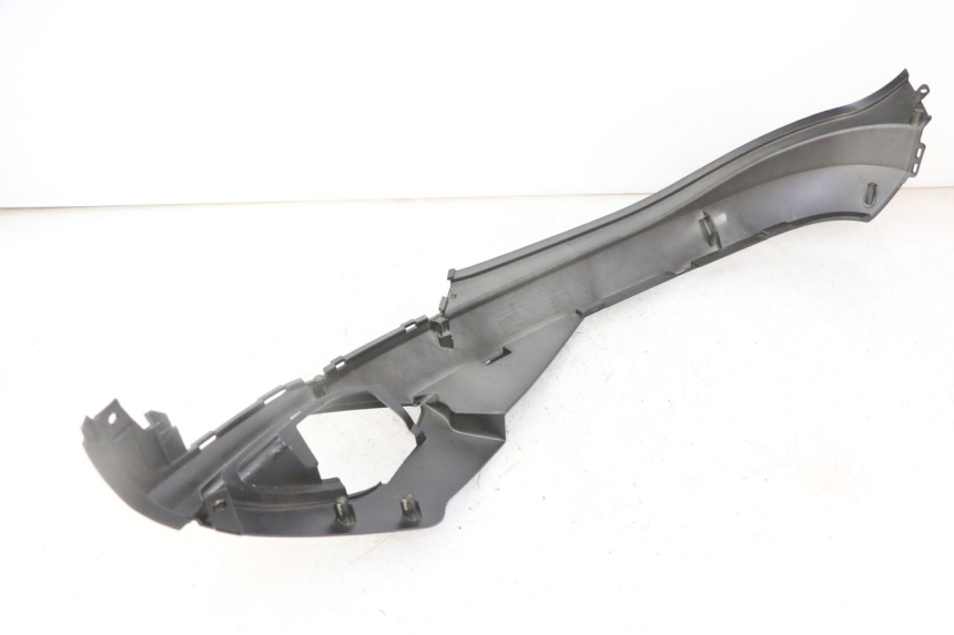 photo de OSŁONA POD LEWYM SIEDZENIEM SYM FIDDLE 3 III 50 (2014 - 2020) - Widok ogólny