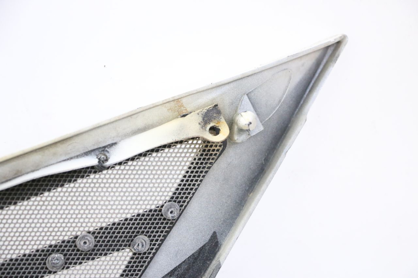 photo de OSŁONA POD LEWYM SIEDZENIEM YAMAHA FJ 36Y 1100 (1984 - 1985) - Szczegóły charakterystyczne