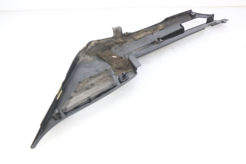 photo de OSŁONA POD LEWYM SIEDZENIEM YAMAHA FJ 3CX 1200 (1986 - 1996) - Zbliżenie techniczne