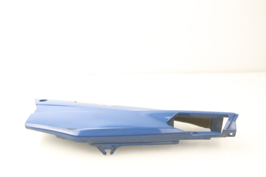 photo de OSŁONA POD LEWYM SIEDZENIEM YAMAHA FJR ABS 1300 (2006 - 2012) - Zbliżenie techniczne