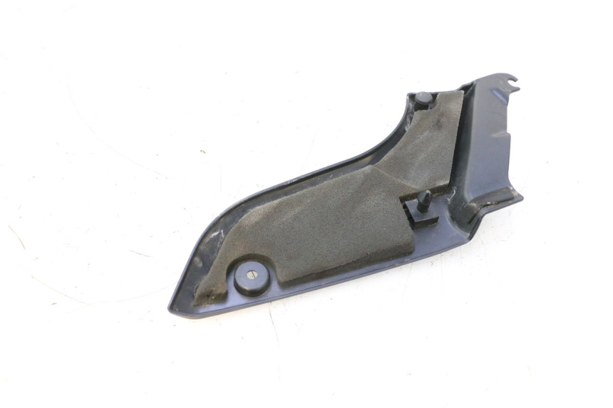 photo de OSŁONA POD SIEDZENIEM LEWA YAMAHA FJR 1300 (2001 - 2005) - Zoom stanu zużycia