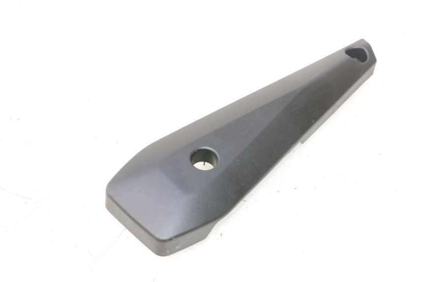 photo de OSŁONA POD LEWYM SIEDZENIEM YAMAHA FZ8 800 (2010 - 2016) - Szczegół części