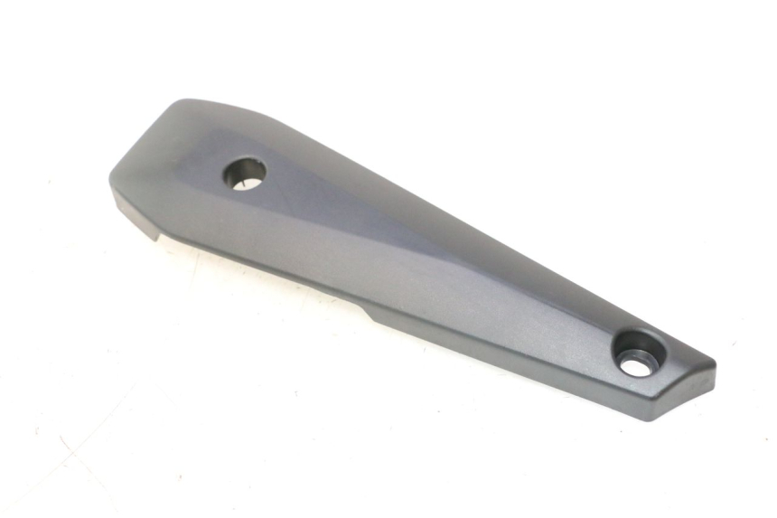 photo de OSŁONA POD LEWYM SIEDZENIEM YAMAHA FZ8 800 (2010 - 2016) - Zoom stanu zużycia