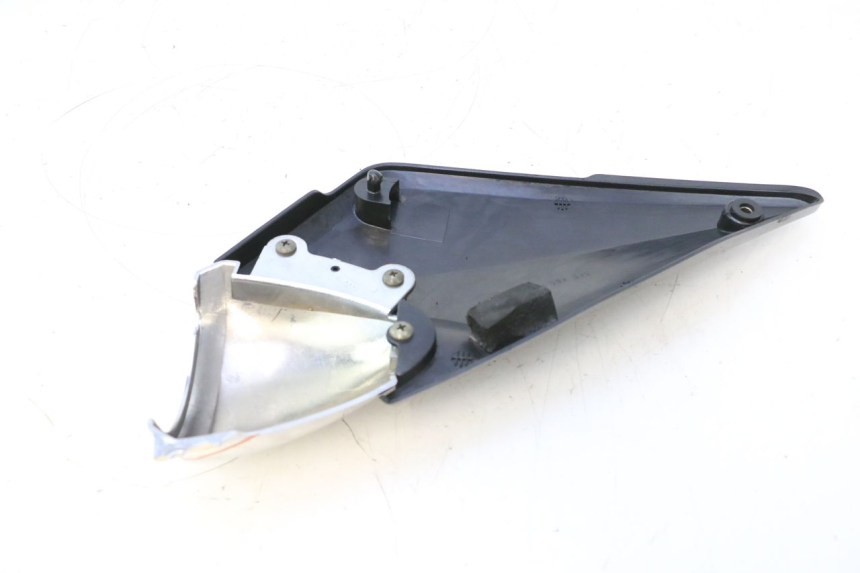 photo de OSŁONA POD SIEDZENIEM LEWA SUZUKI GSF N BANDIT 1200 (2001 - 2005) - Inny kąt widzenia