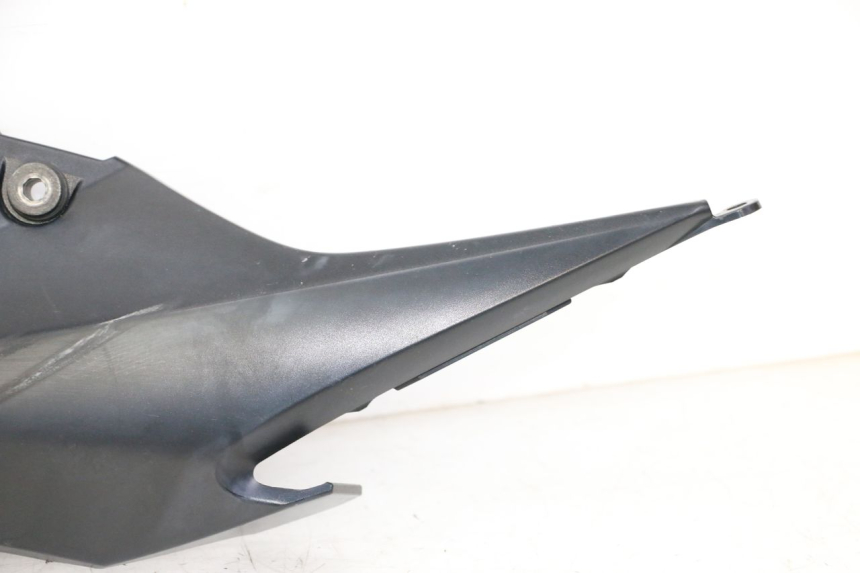 photo de OSŁONA POD LEWYM SIEDZENIEM SUZUKI GSR 750 (2011 - 2017) - Część sprawdzona