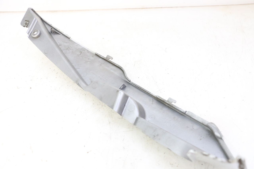 photo de OSŁONA POD LEWYM SIEDZENIEM DAELIM HISTORY 125 (2001 - 2002) - Zoom stanu zużycia