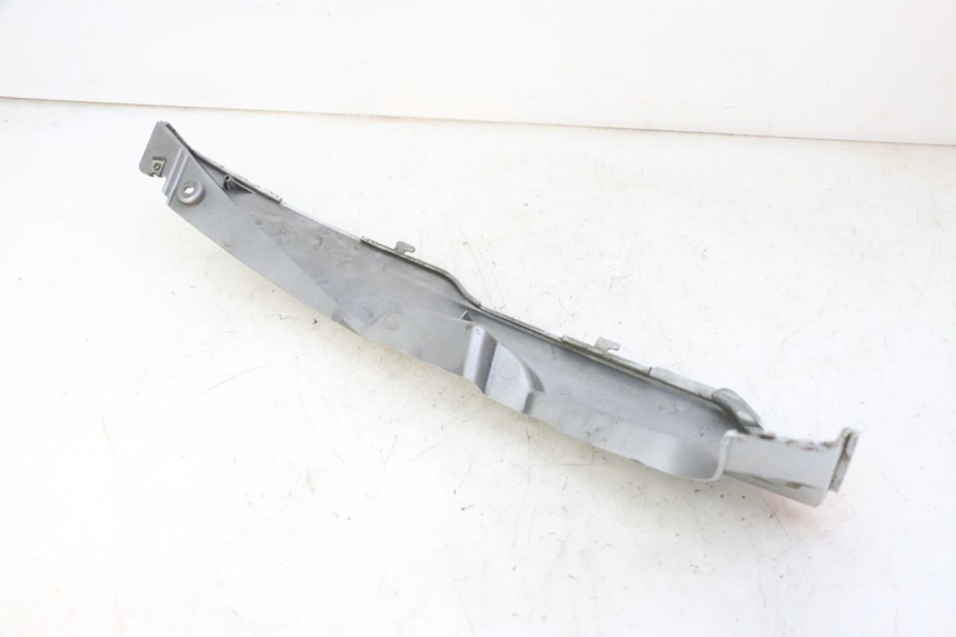 photo de OSŁONA POD LEWYM SIEDZENIEM DAELIM HISTORY 125 (2001 - 2002) - Stan powierzchni