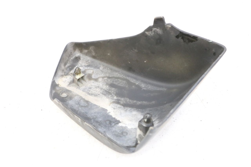 photo de OSŁONA POD LEWYM SIEDZENIEM HONDA VT C2 SHADOW 750 (1997 - 2001) - Inny kąt widzenia