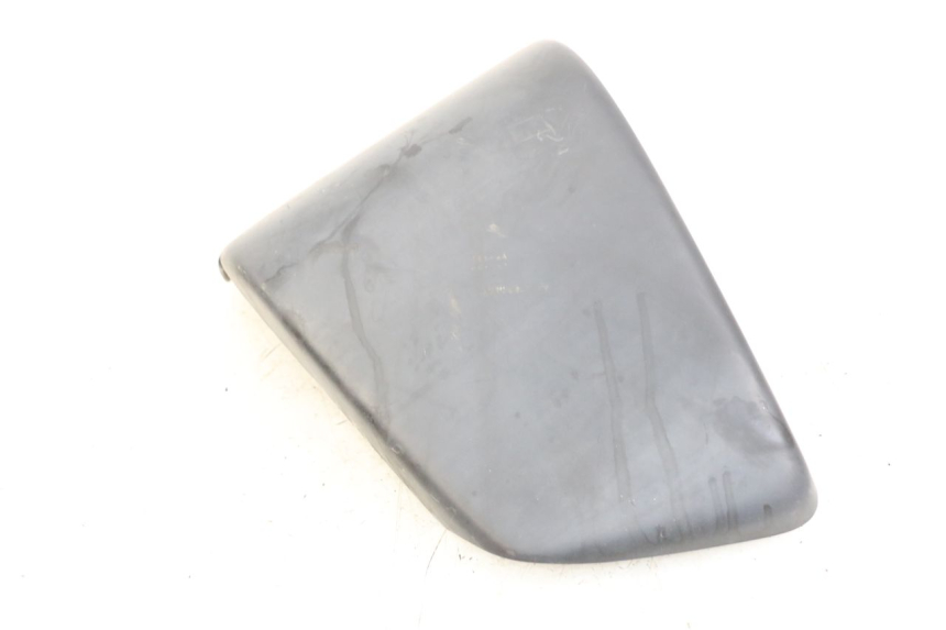 photo de OSŁONA POD LEWYM SIEDZENIEM HONDA VT C2 SHADOW 750 (1997 - 2001) - Punkty mocowania