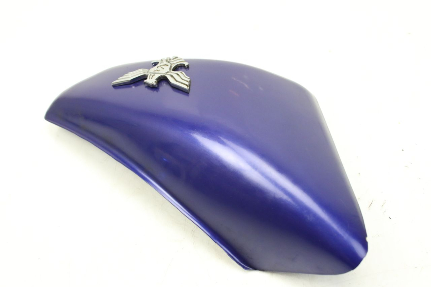 photo de OSŁONA POD LEWYM SIEDZENIEM SYM HUSKY 125 (1999 - 2005) - Zoom stanu zużycia