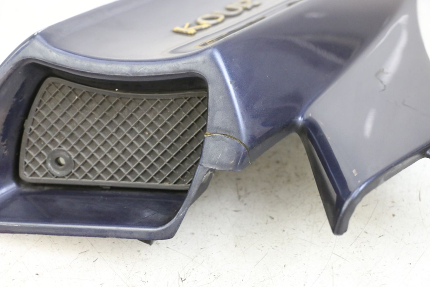 photo de OSŁONA POD LEWYM SIEDZENIEM RENAULT KOURANOS 125 (2001 - 2004) - Zbliżenie techniczne