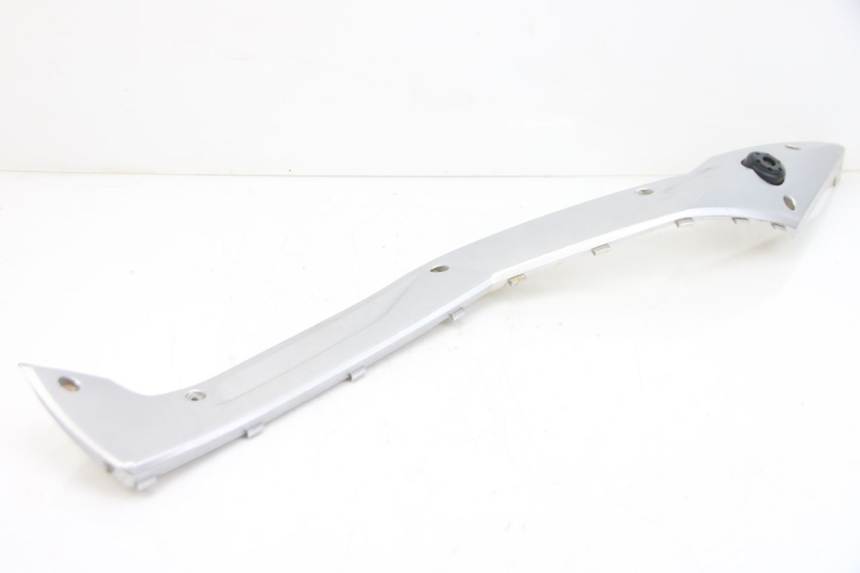 photo de OSŁONA POD LEWYM SIEDZENIEM EUROCKA MATADOR 4T 50 (2010 - 2016) - Zoom stanu zużycia